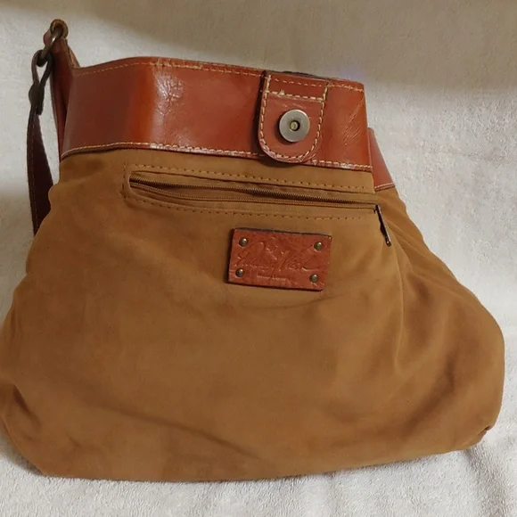 Patricia Nash. Large, Italian leather shoulder bag - Picture 16 of 16
